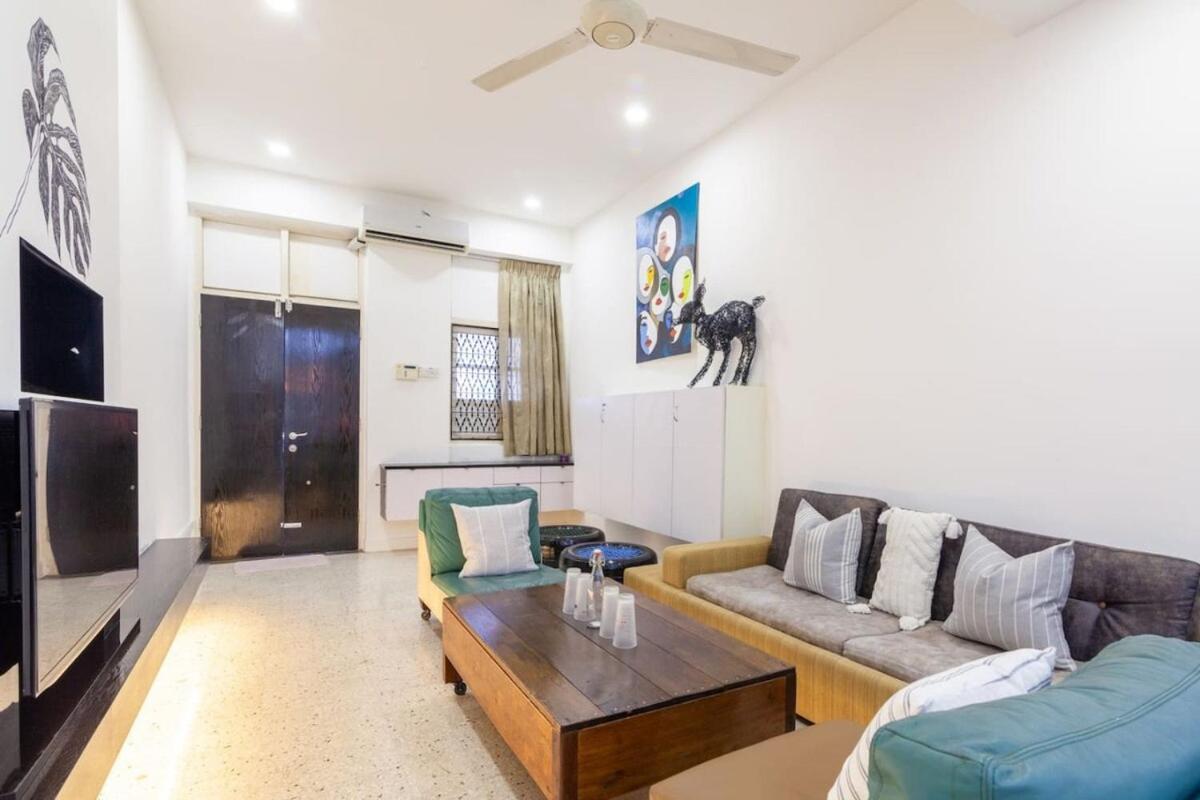 Unique Design House, 2br House - Near Local Foodies *