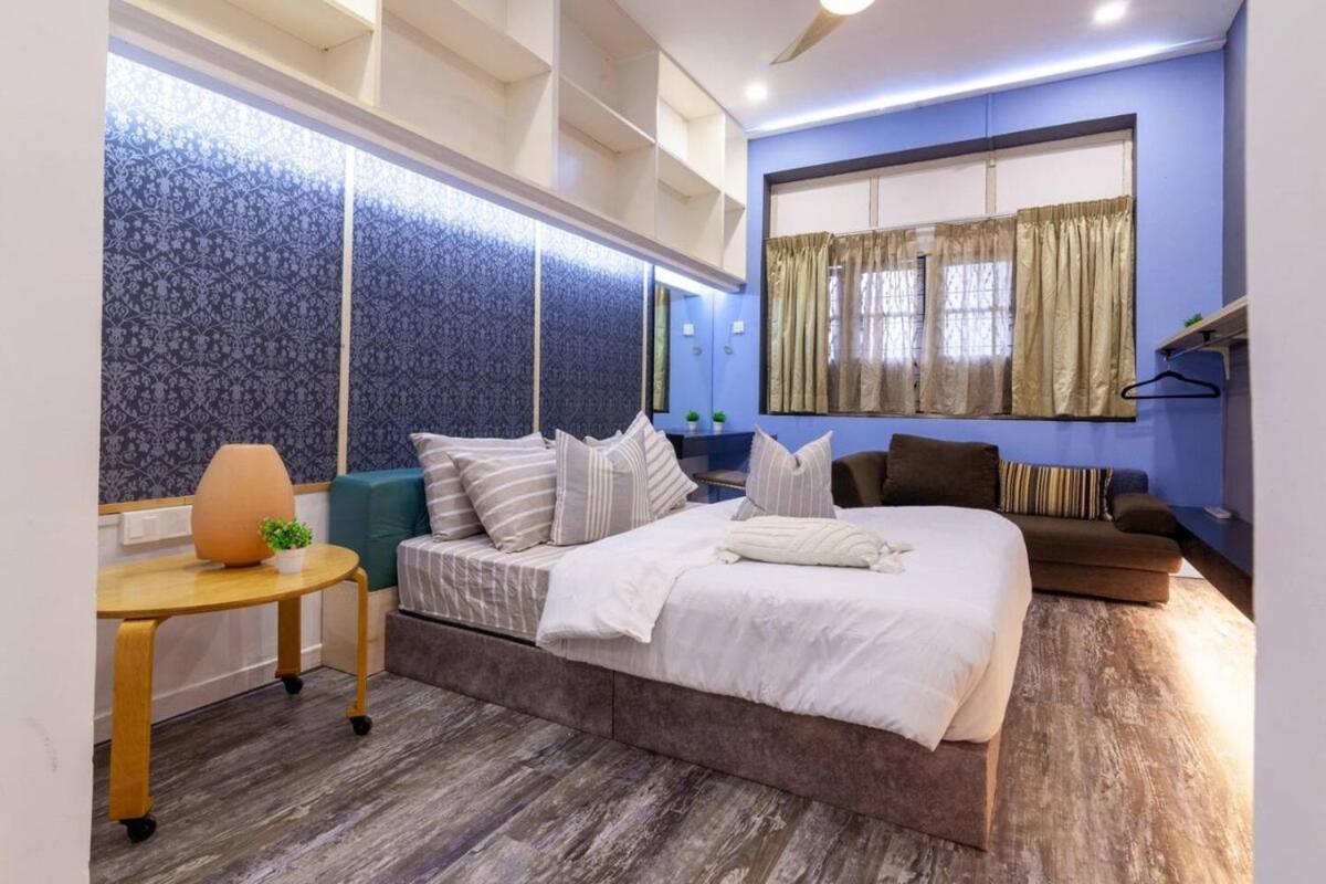 Unique Design House, 2br House - Near Local Foodies