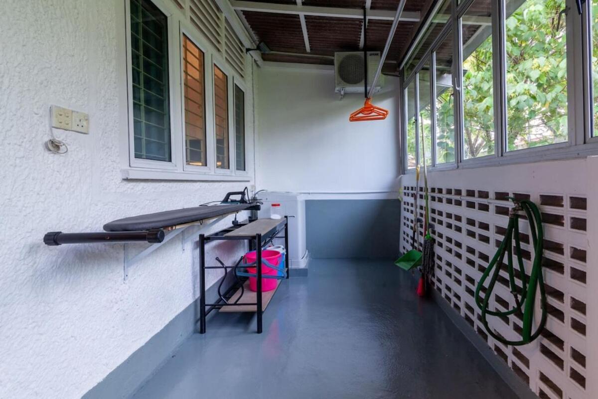 Unique Design House, 2br House - Near Local Foodies Rumah percutian