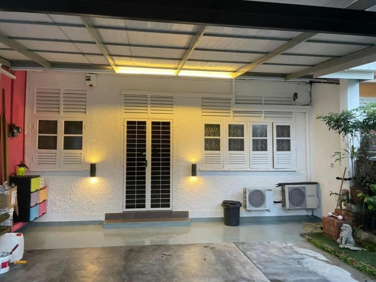 Rumah percutian Unique Design House, 2br House - Near Local Foodies *
