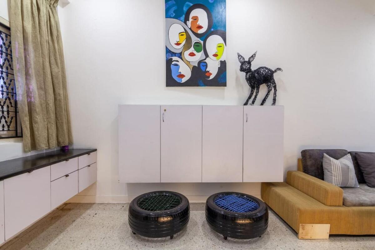 Unique Design House, 2br House - Near Local Foodies *