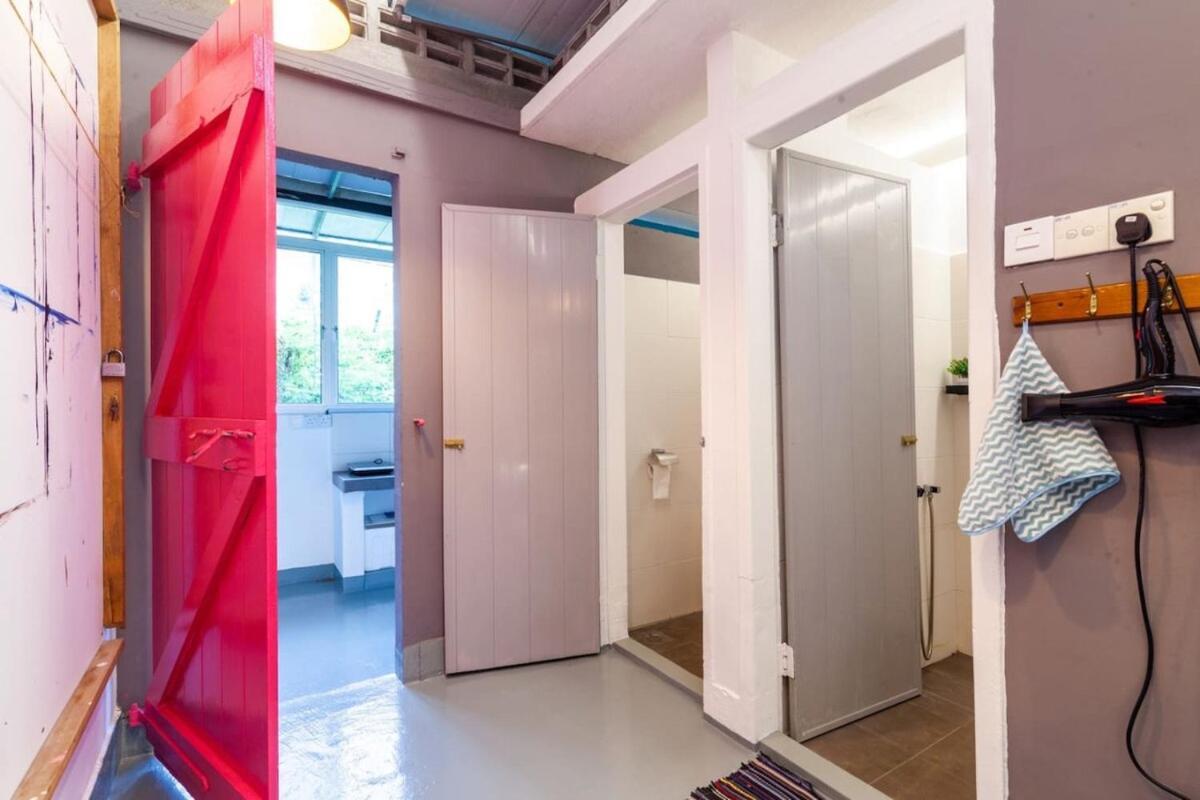 Rumah percutian Unique Design House, 2br House - Near Local Foodies